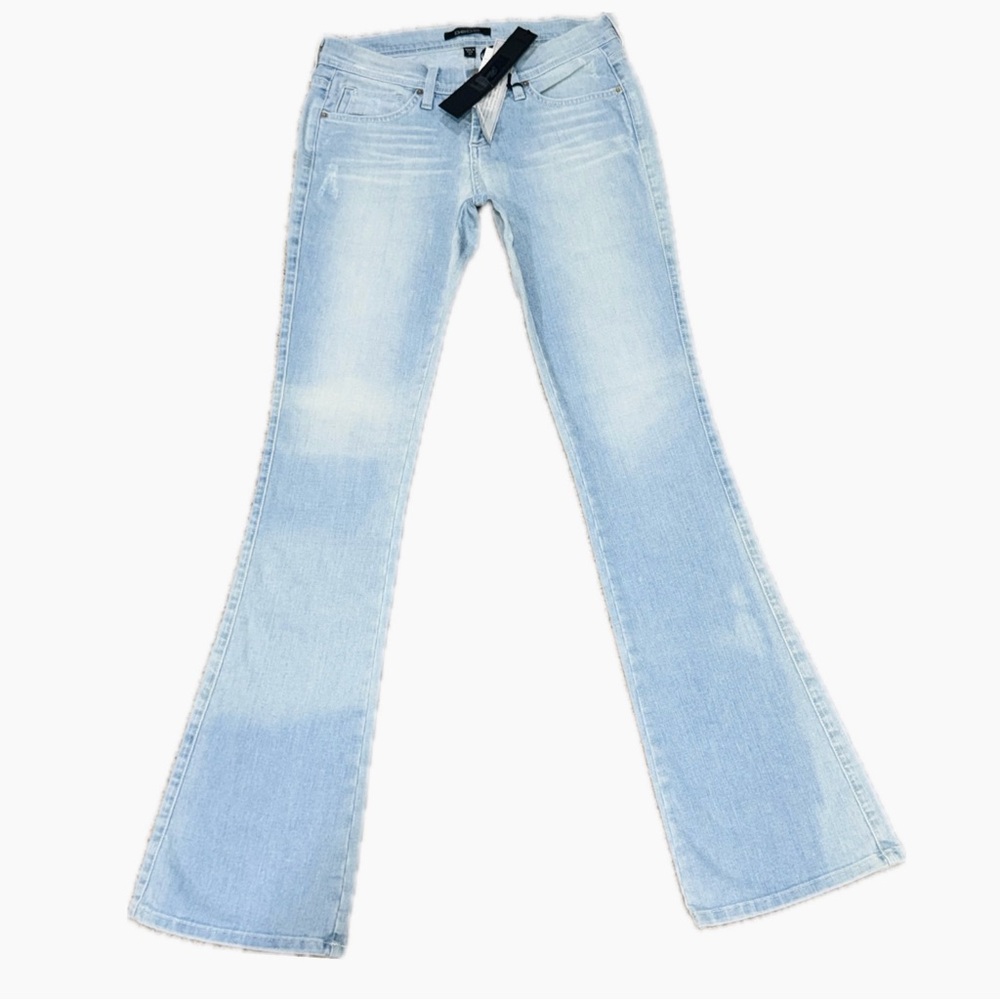 👖BEBE USA *NWT* Deadstock Vintage Y2K Light Wash Flare Jeans Retro Denim Sz 27
